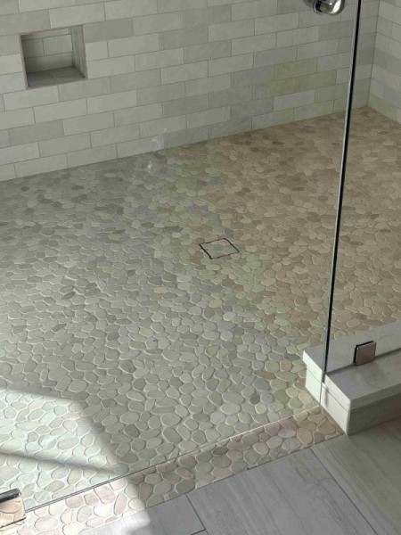 Shower-floor-details-with-toe-niche