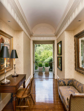 Greenville SC home by Carver Group luxury homebuilder side foyer with dental molding