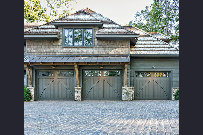 The Cliffs at Keowee Falls South New Lakefront Home Paver Motorcourt